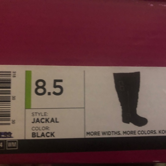 SO Black Woman's boots 81/2 - Picture 6 of 6